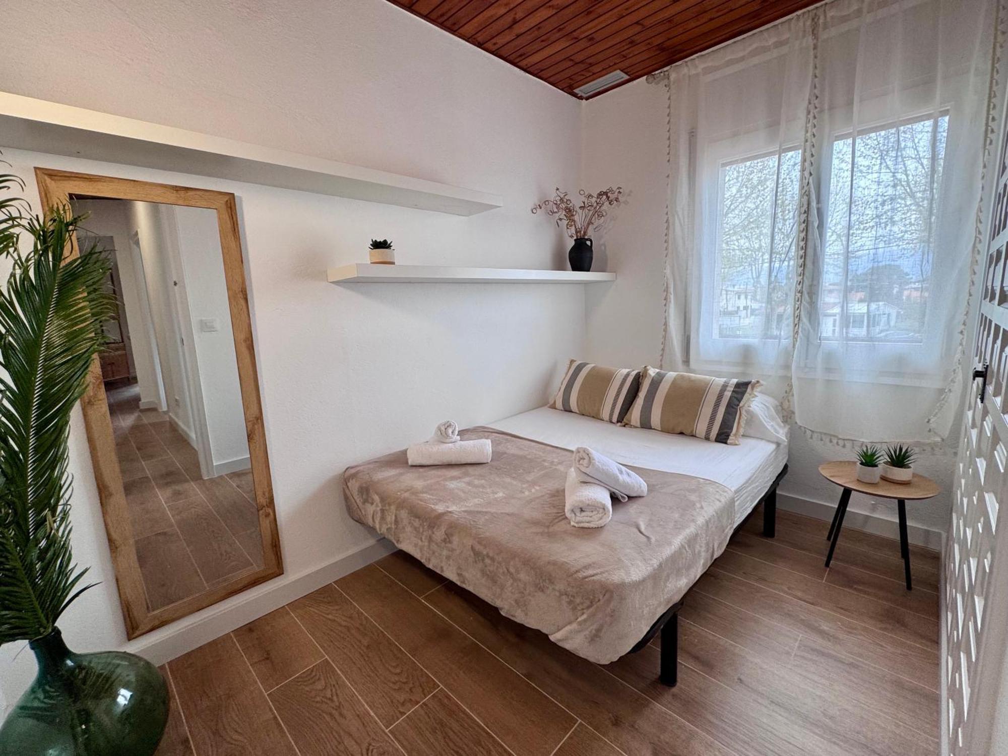 Gorgot P1 I Apartamento Con Terraza Y Piscina Comunitaria Cerca De La Playa Empuriabrava Bagian luar foto
