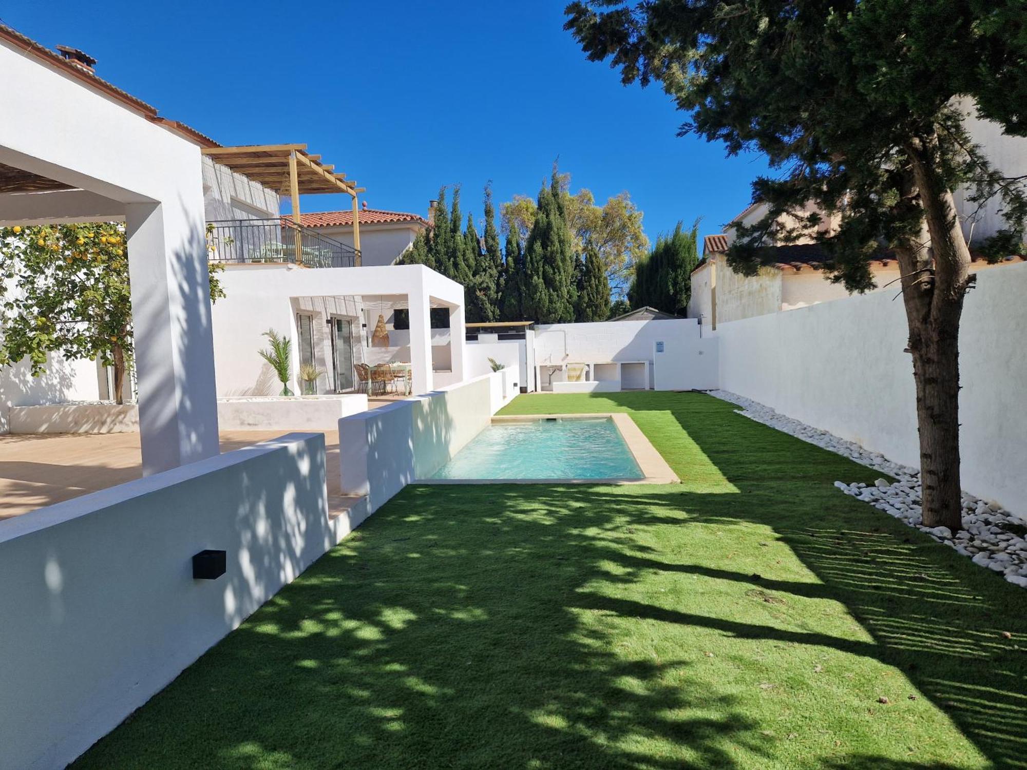 Gorgot P1 I Apartamento Con Terraza Y Piscina Comunitaria Cerca De La Playa Empuriabrava Bagian luar foto