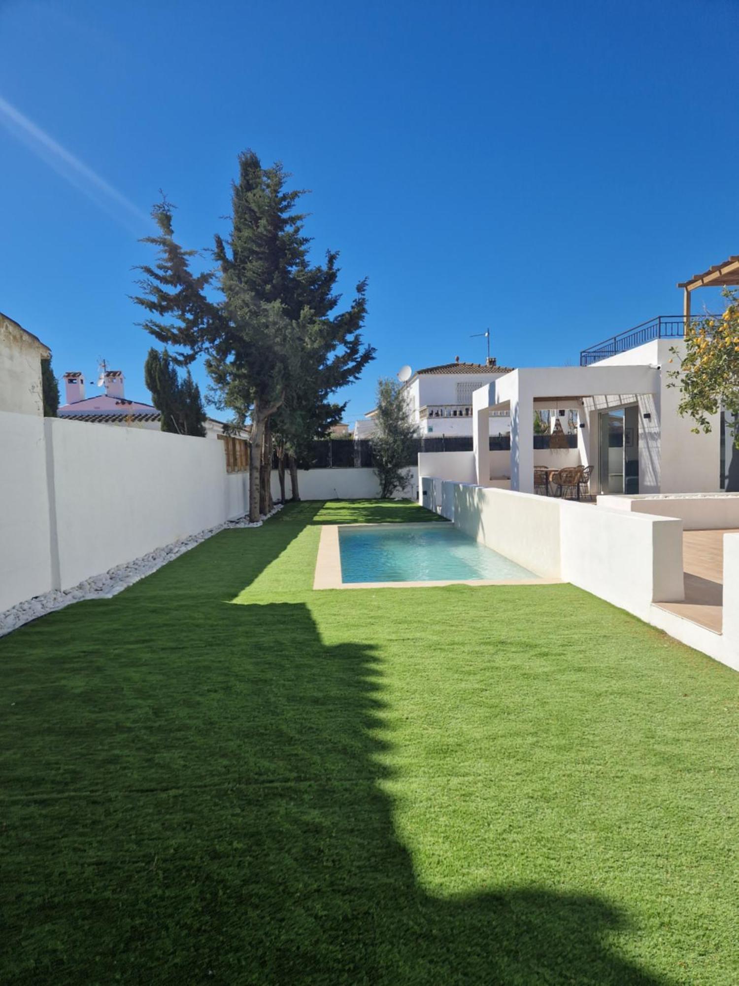 Gorgot P1 I Apartamento Con Terraza Y Piscina Comunitaria Cerca De La Playa Empuriabrava Bagian luar foto